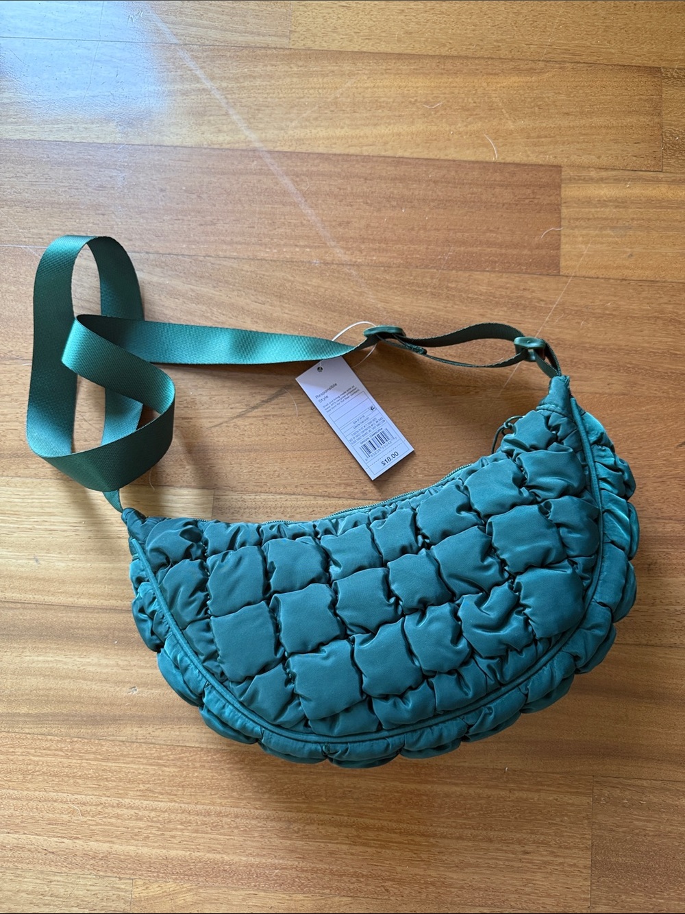 NWT Wild Fable Green Puffer Crescent Purse